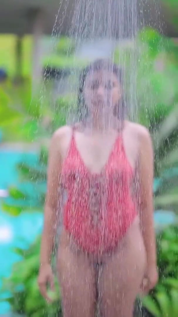 Priyanka Prateek Big Nipples Visible